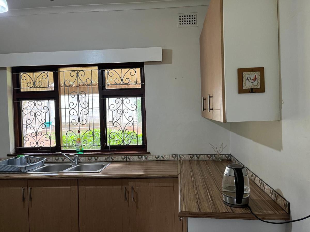 10 St Johns - House Villa Port Shepstone Eksteriør bilde