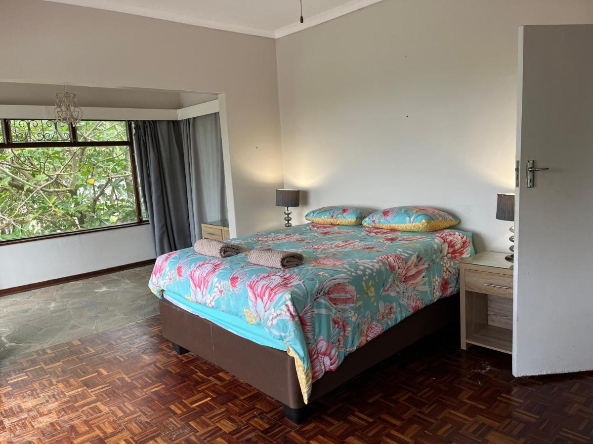 10 St Johns - House Villa Port Shepstone Eksteriør bilde