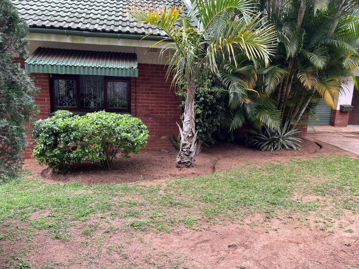 10 St Johns - House Villa Port Shepstone Eksteriør bilde